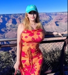 مضاعفات بالقلب.. وفاة مفاجئة لمؤثرة الموضة الصينية تشانغ تشون عن 29 عاما