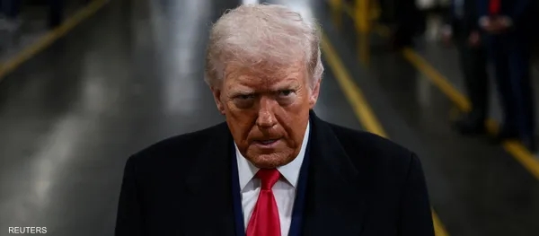 إيران على حافة الضربة.. لماذا ضغط ترامب على الفرامل؟