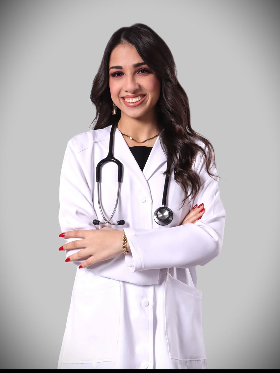 نقابة أصحاب استقدام واستخدام العاملين في المنازل من غير الأردنيين تهنئ سوزان الدلال بتخرج ابنتها