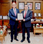 وزير الثقافة يزور جامعة البلقاء التطبيقية ويؤكد أهمية تعزيز الدور الثقافي للجامعات