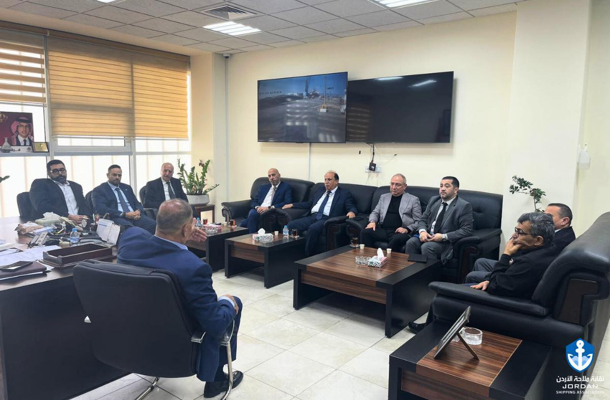 نقابة ملاحة الأردن تزور شركة العقبة لإدارة وتشغيل الموانئ