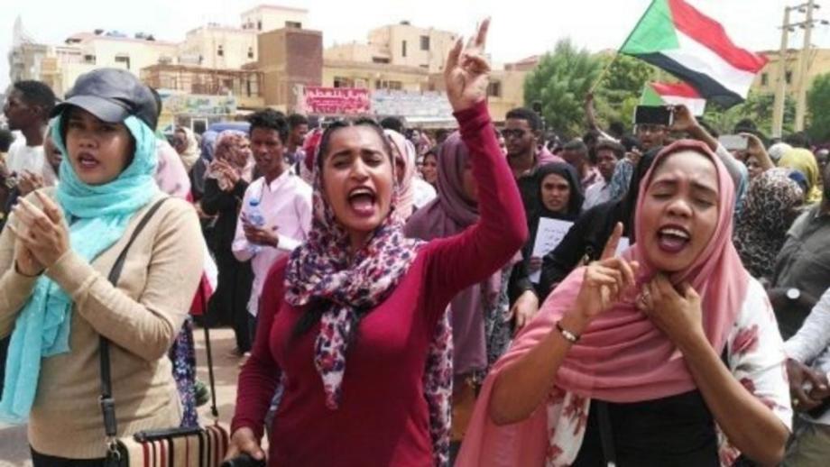 اغتصاب وسبيٌ واتجار بالبشر: السودانيات أولى ضحايا الحرب