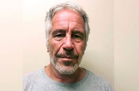 وثائق كشفت المستور.. إبستين خطط مع إسرائيليين وبريطانيين لابتزاز مسؤولين ليبيين والاستيلاء على مليارات الدولارات