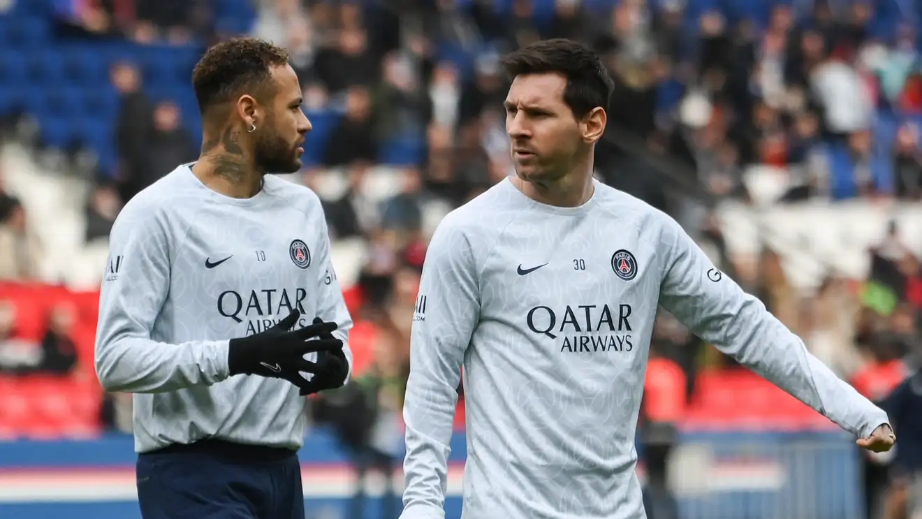 نيمار يمنح هدية لا تقدر بثمن لميسي وأبنائه