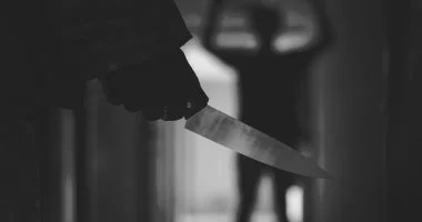 حبس سيدة بتهمة طعن زوجها بعد خلافات أسرية 4 أيام