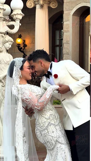 ليلة فرح كروية.. كريم الدبيس يحتفل بزفافه وسط نجوم الأهلي والكرة (صور)