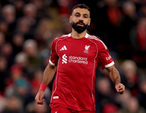 محمد صلاح يكشف عن اللاعب الذي يمكنه قيادة ليفربول للفوز بلقب محلي.. من يكون؟