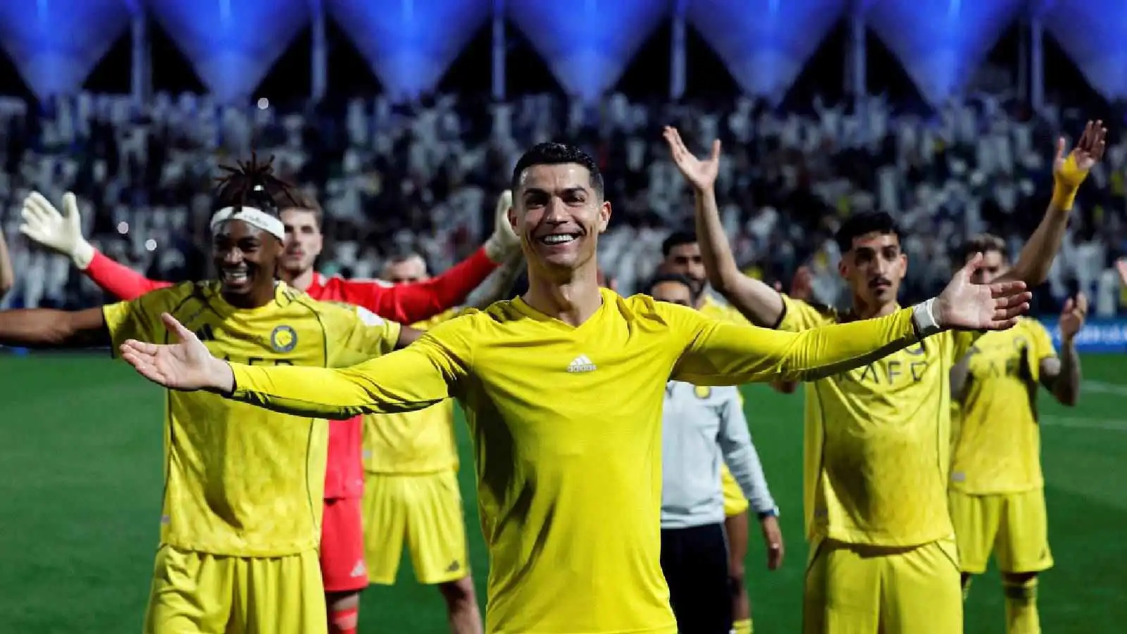 الوقت يمر والأهداف لا تتوقف.. ماذا قالت صحف العالم عن عودة رونالدو ضد الفتح؟