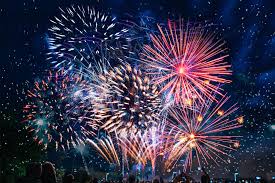 انفجار ألعاب نارية يودي بحياة ثمانية أشخاص