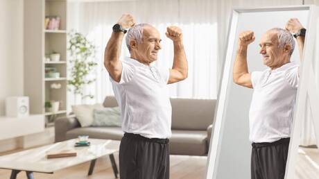 حذاء ذكي لتقليل مخاطر السقوط لدى كبار السن