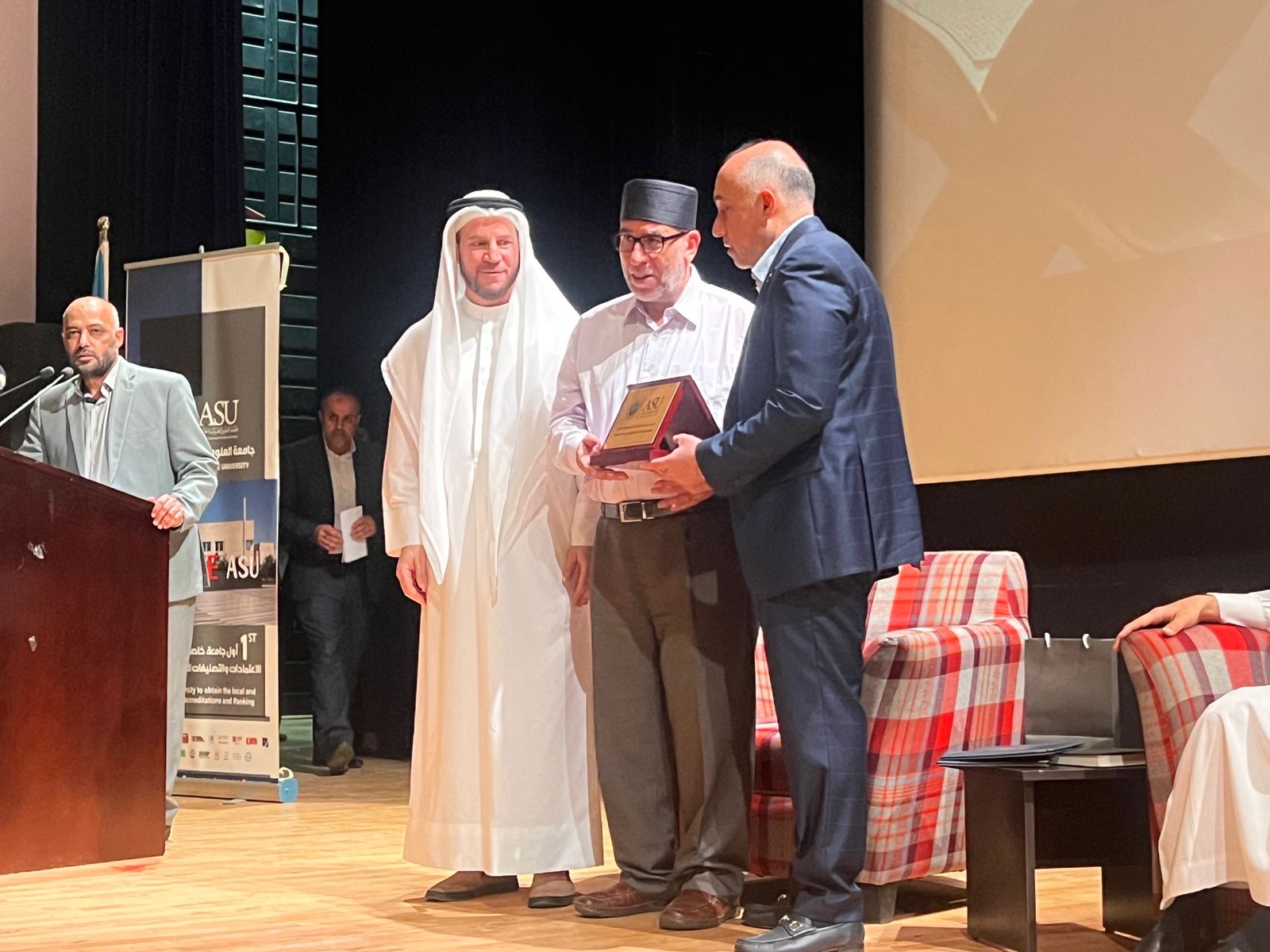 صورة حول : بالصور... العلوم التطبيقية تعلن ختام مسابقة المرحوم عبدالله أبو خديجة القرآنية وتعلن أسماء الفائزين بالصور... العلوم التطبيقية تعلن ختام مسابقة المرحوم عبدالله أبو خديجة القرآنية وتعلن أسماء الفائزين